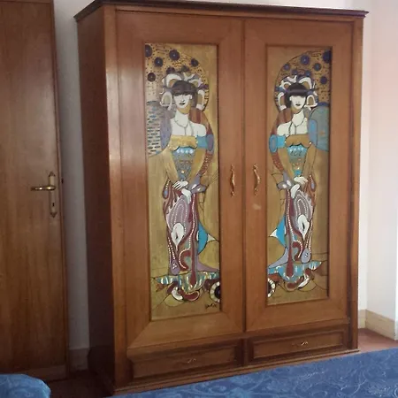 La Casa Degli Artisti Hotel